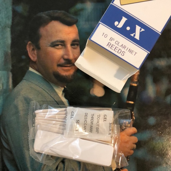 J X Clarinet Reeds NWT - Picture 3 of 3